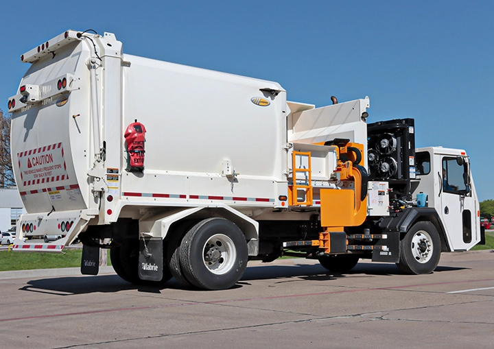Refuse truck side loader